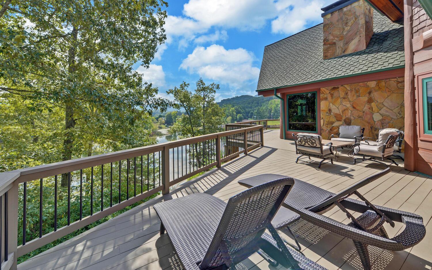 Stonecrest Lodge Lake Front Home With Private Boat Dock Hiawassee Exteriér fotografie