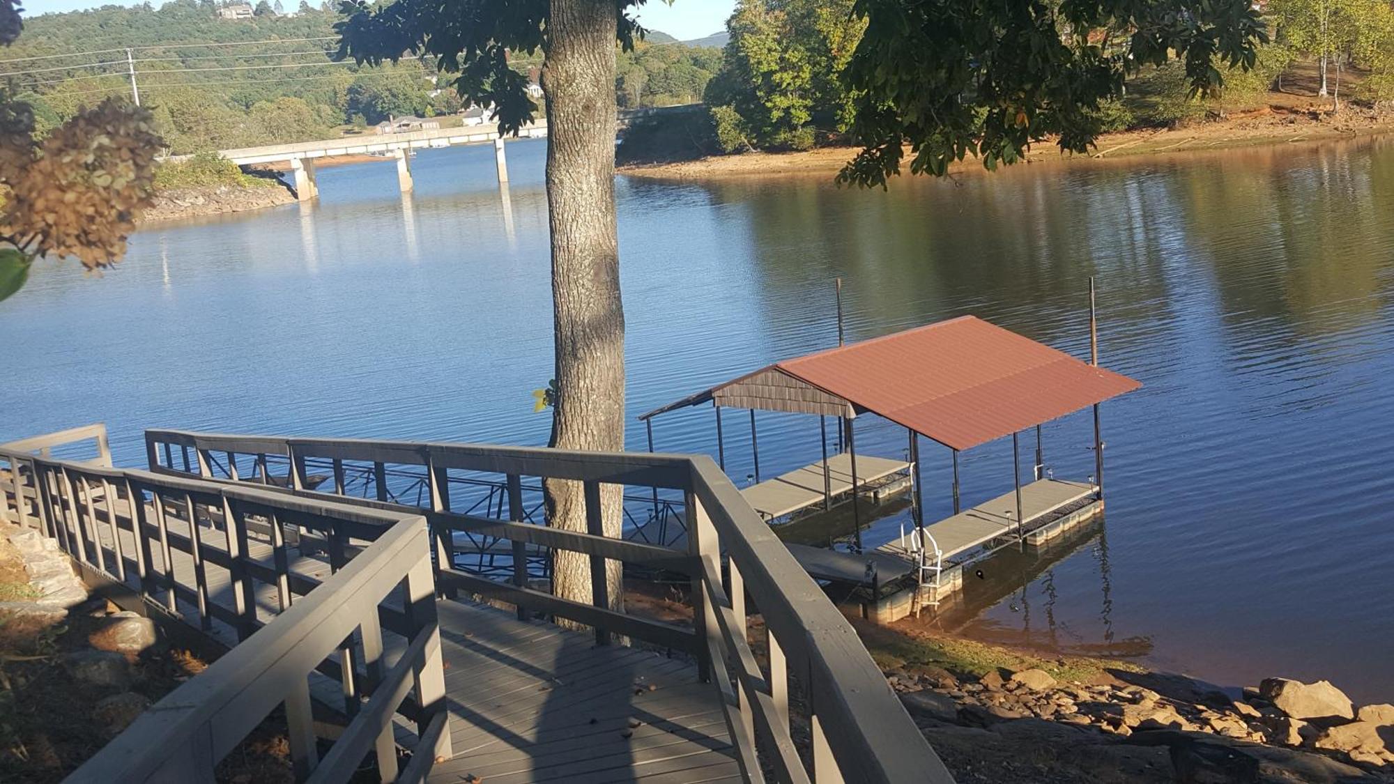 Stonecrest Lodge Lake Front Home With Private Boat Dock Hiawassee Exteriér fotografie